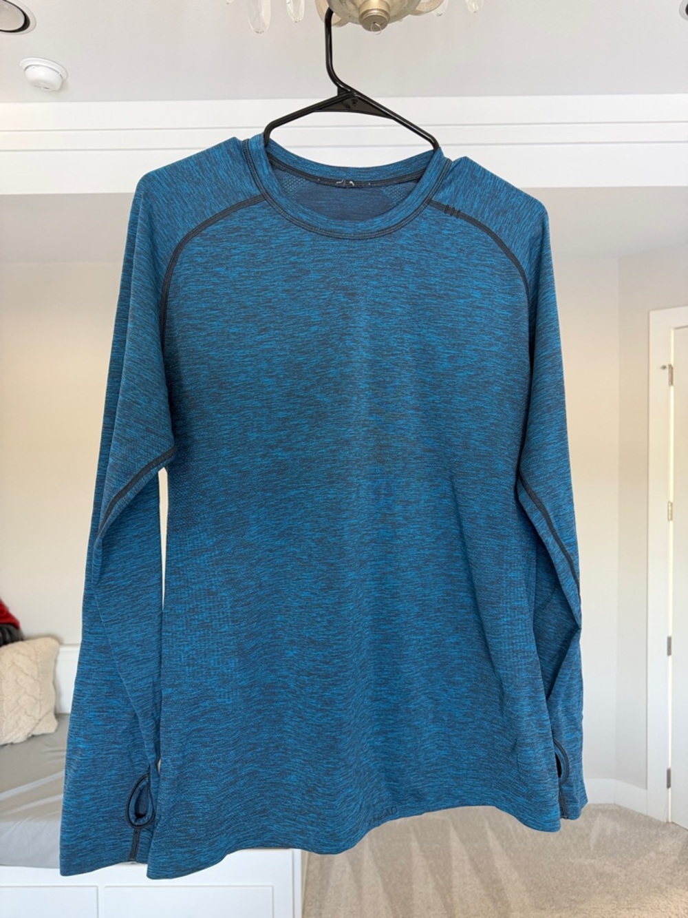 lululemon athletica Men's Long-Sleeve Crew in Teal Blue